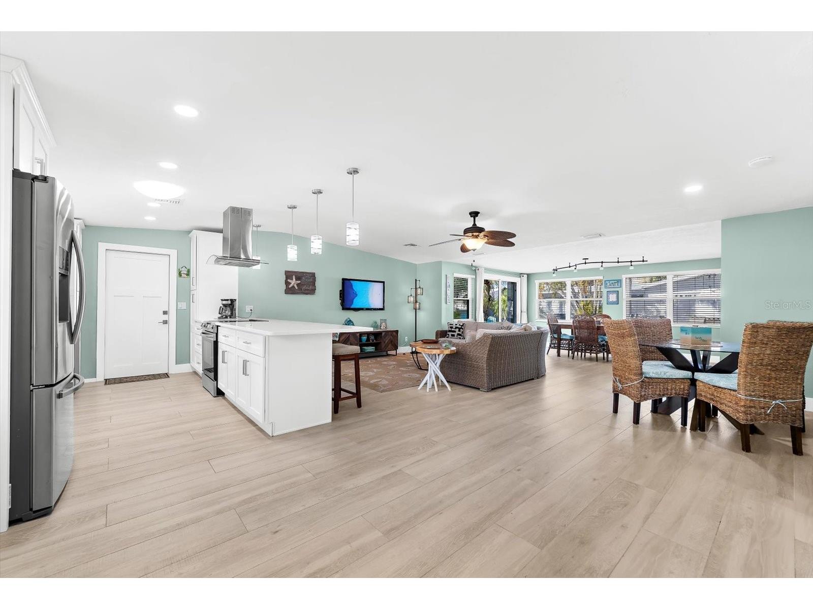 310 66th Street Holmes Beach FL 34217 A4680112 image6