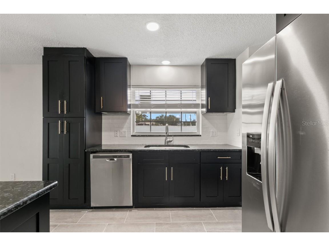 310 94th Avenue N Saint Petersburg FL 33702 TB8428769 image10