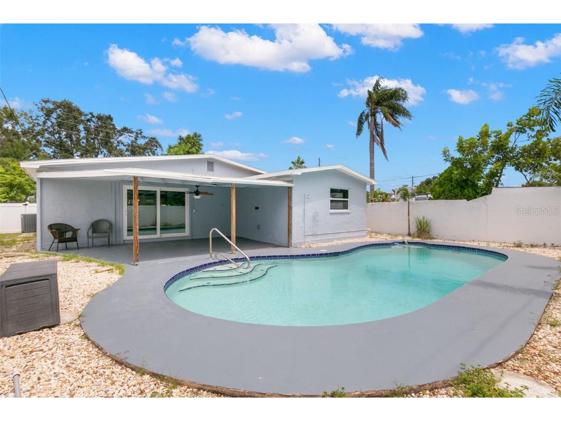 310 94th Avenue N Saint Petersburg FL 33702 TB8428769 image19