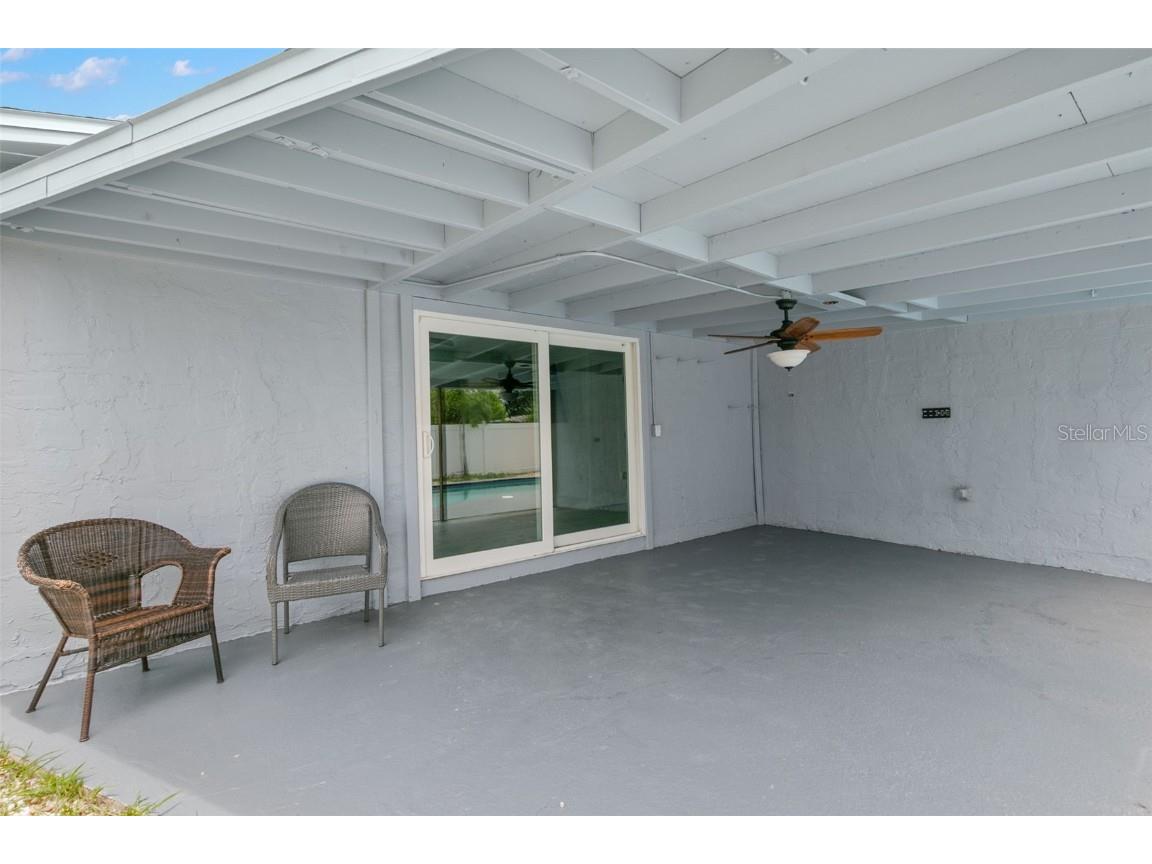 310 94th Avenue N Saint Petersburg FL 33702 TB8428769 image24