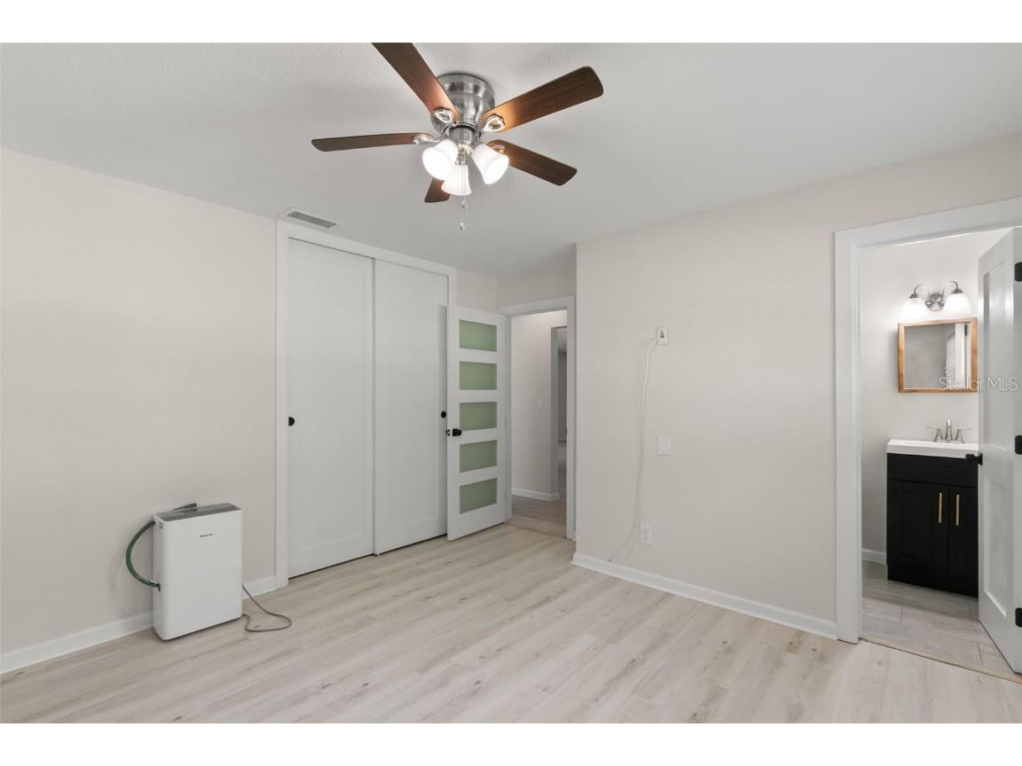 310 94th Avenue N Saint Petersburg FL 33702 TB8428769 image29