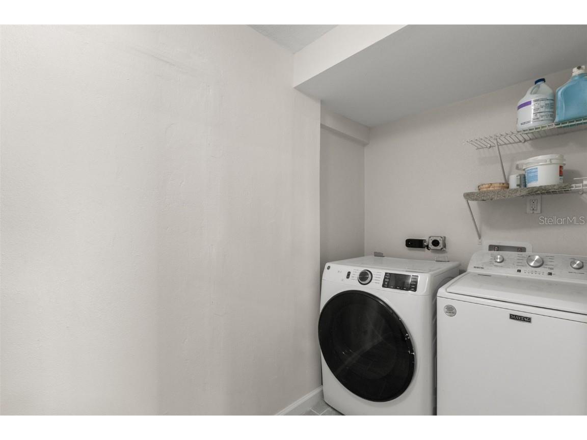 310 94th Avenue N Saint Petersburg FL 33702 TB8428769 image35