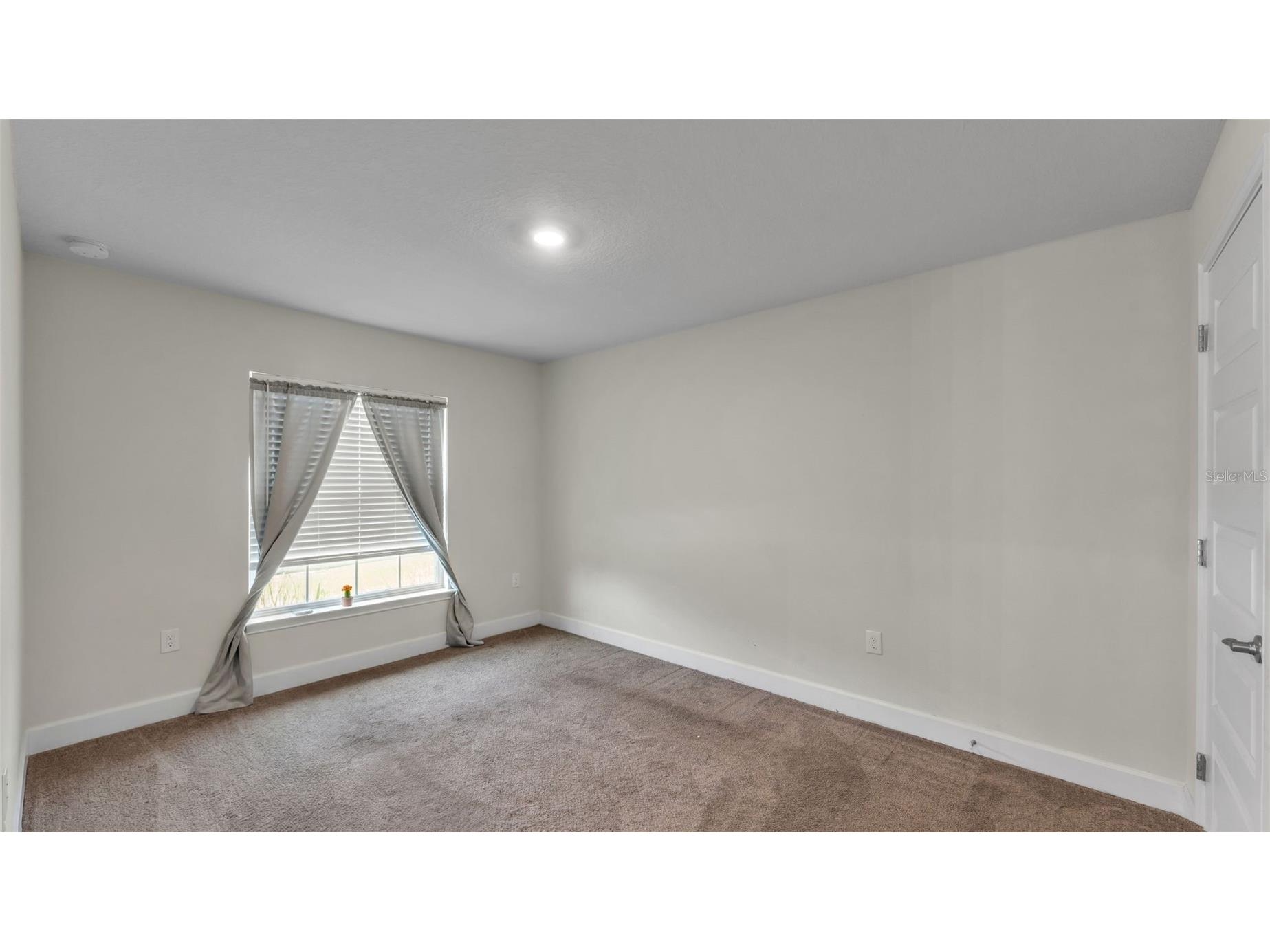 310 Athabasca Place Poinciana FL 34759 P4938158 image16