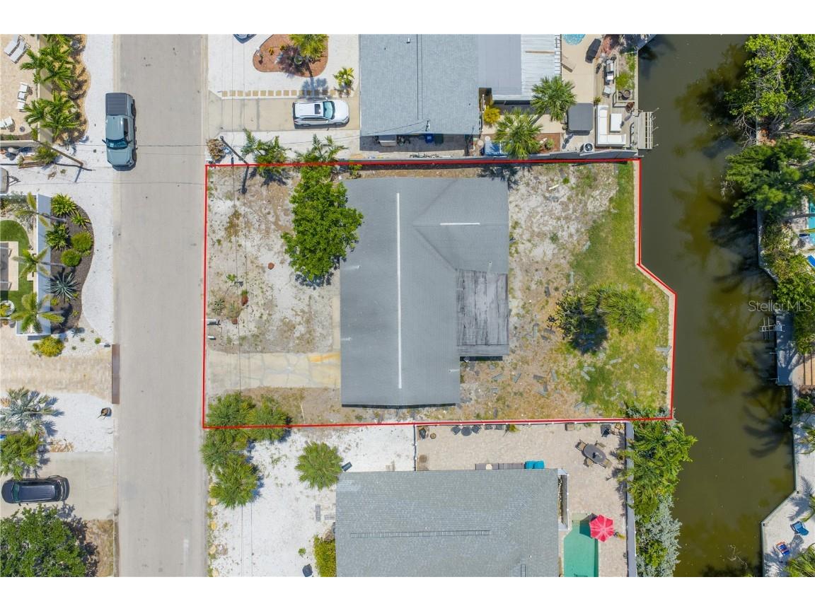 310 Avenida Milano Sarasota FL 34242 A4653913 image2