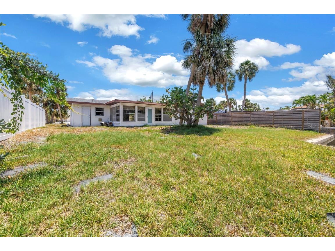 310 Avenida Milano Sarasota FL 34242 A4653913 image33