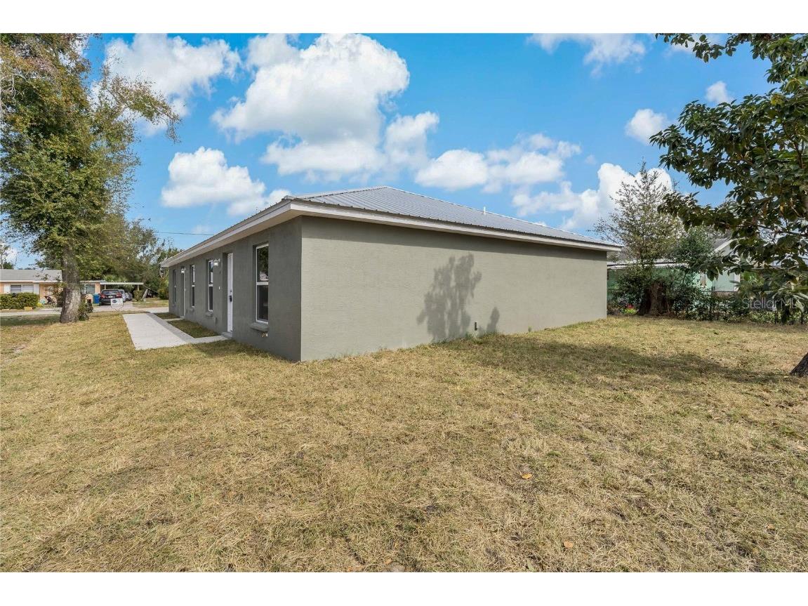 310 Avenue U NE #A & B Winter Haven FL 33881 P4933758 image1