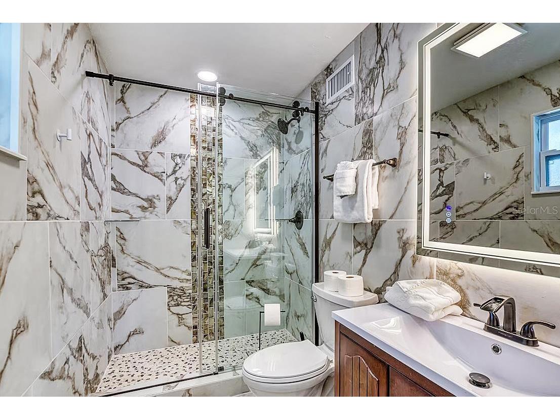 310 Bryn Mawr Island Bradenton FL 34207 A4668869 image14