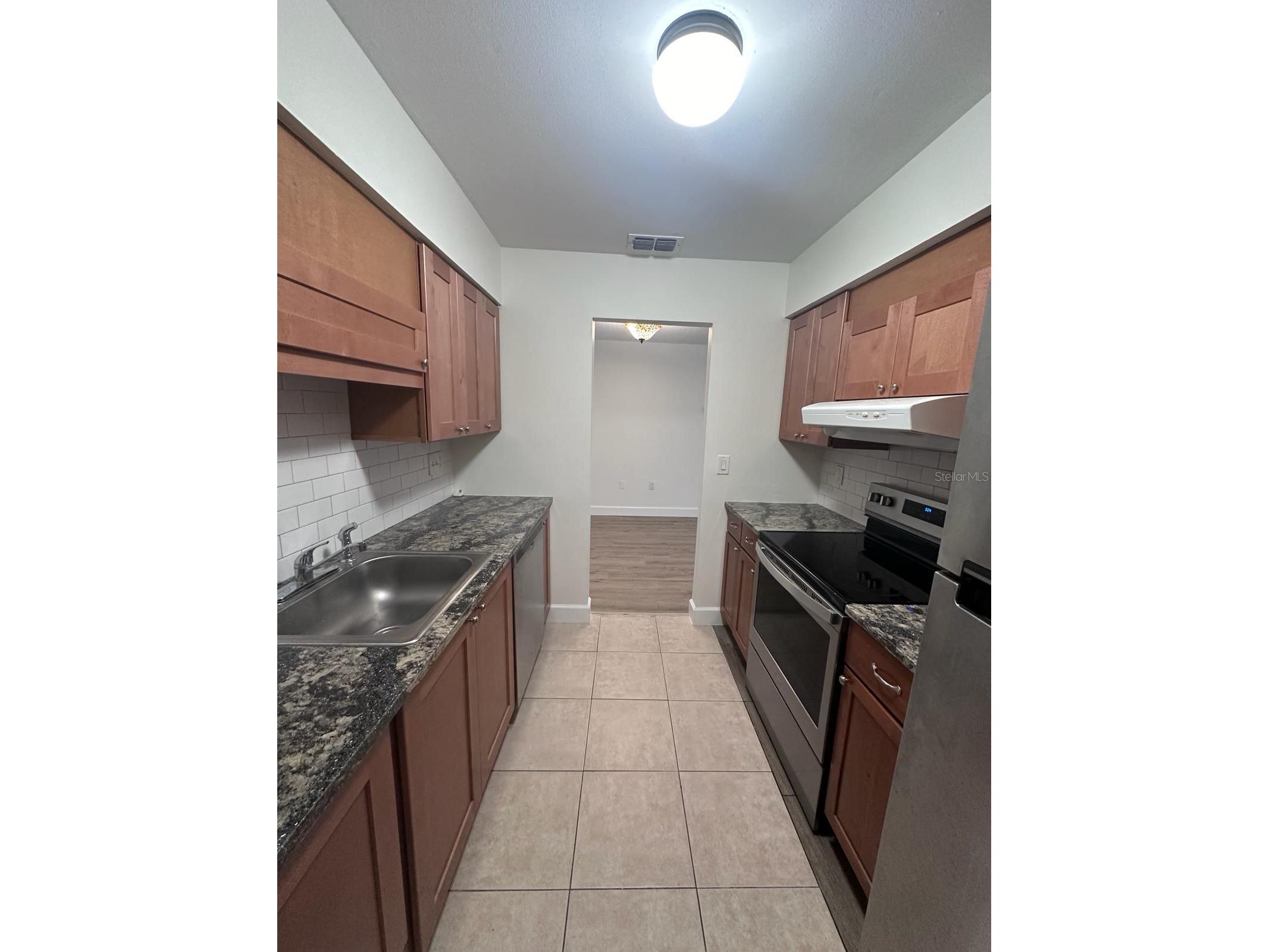 310 Cherokee Court #F Altamonte Springs FL 32701 O6393638 image7