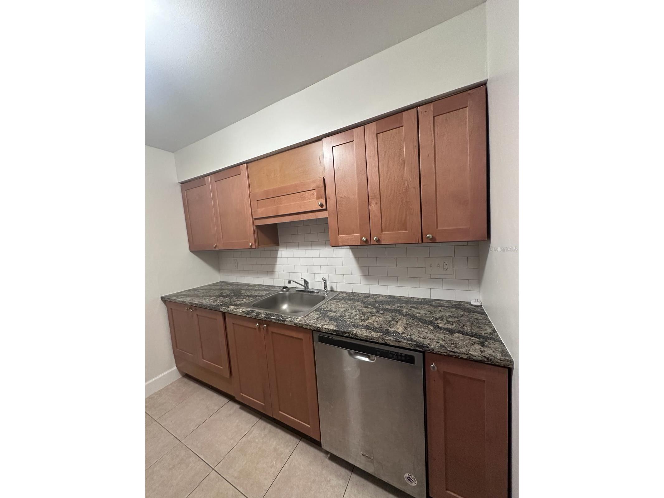 310 Cherokee Court #F Altamonte Springs FL 32701 O6393638 image9