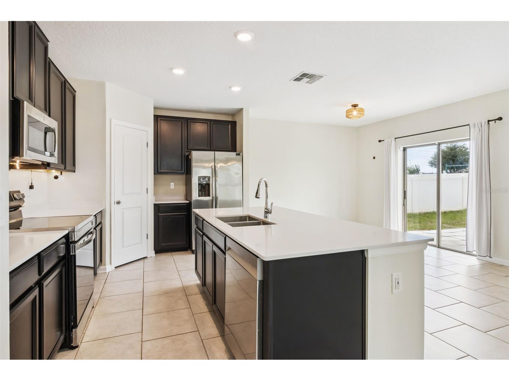 310 Citrus Pointe Drive Davenport FL 33837 S5150713 image3