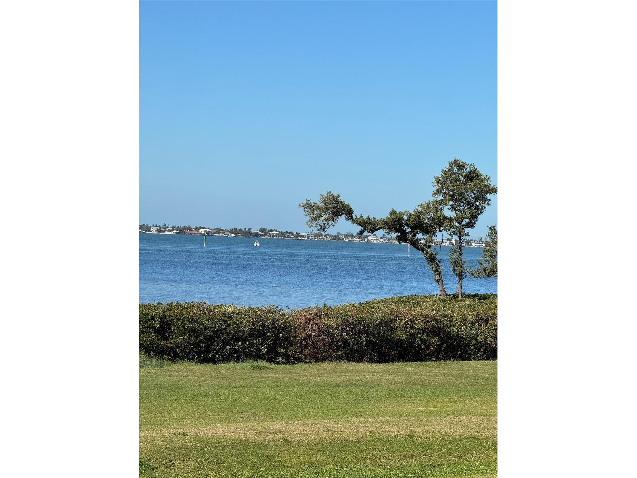 310 Compass Point Drive #101 Bradenton FL 34209 - ANNA MARIA SOUND A4678766 image43