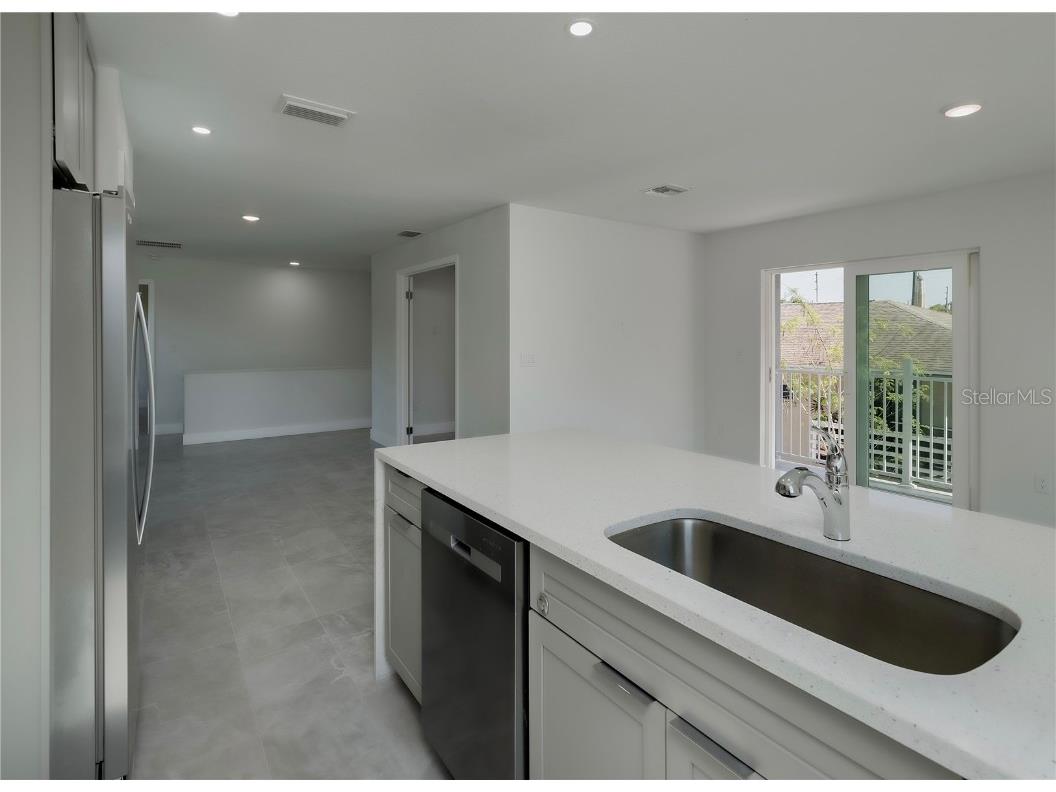 310 Hibiscus Street #A Tarpon Springs FL 34689 TB8449692 image7