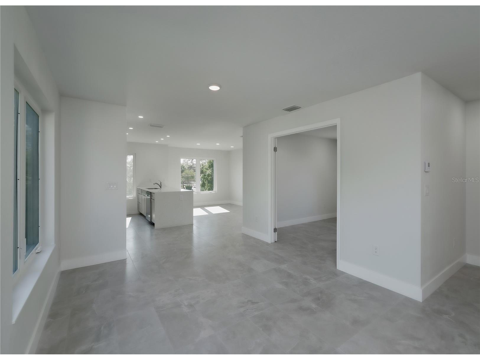 310 Hibiscus Street #B Tarpon Springs FL 34689 TB8520123 image15