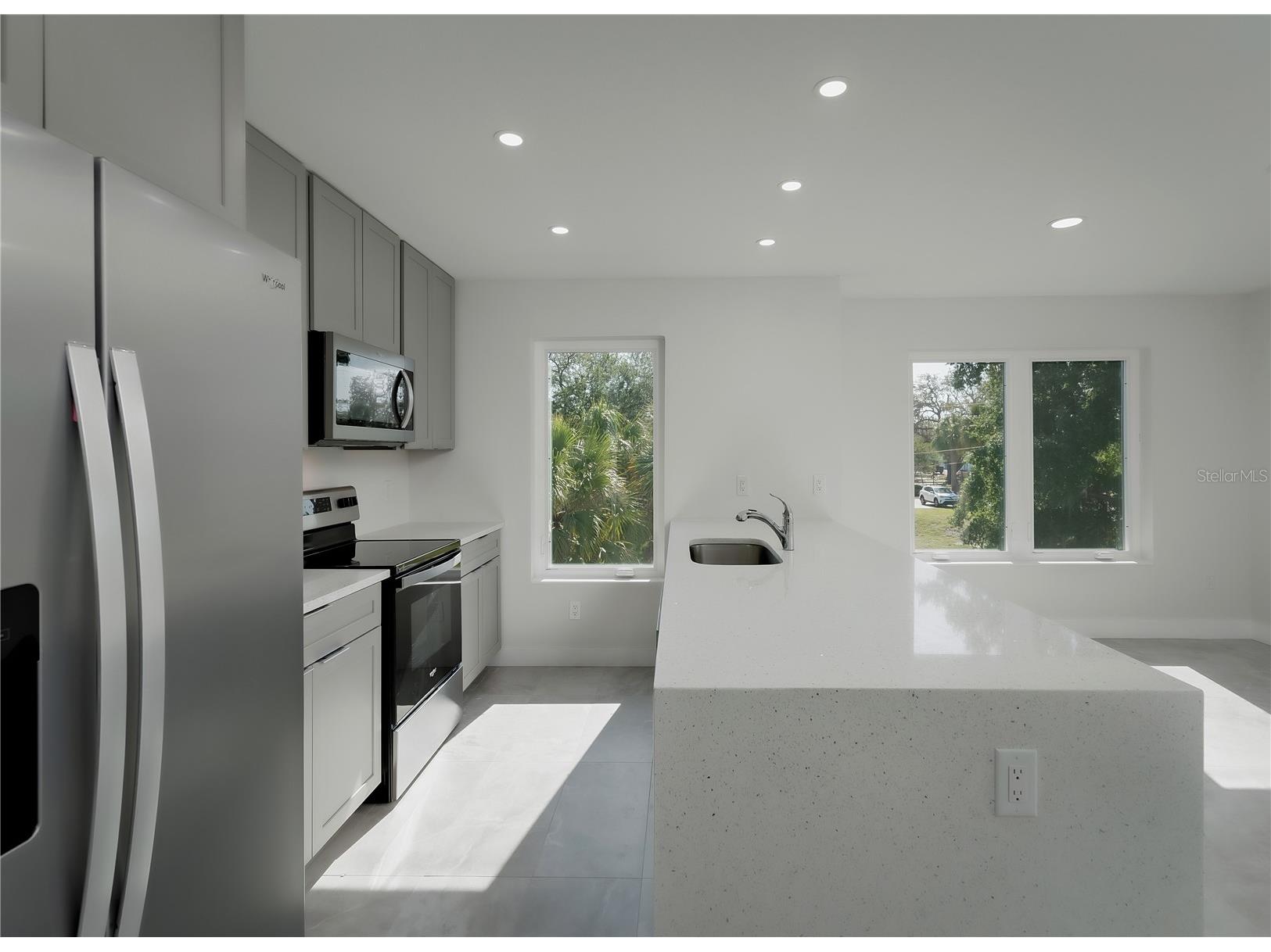 310 Hibiscus Street #B Tarpon Springs FL 34689 TB8520123 image19