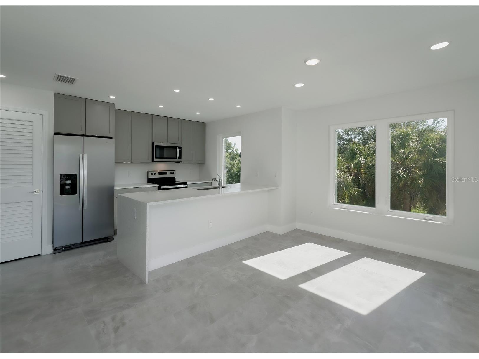 310 Hibiscus Street #B Tarpon Springs FL 34689 TB8520123 image24