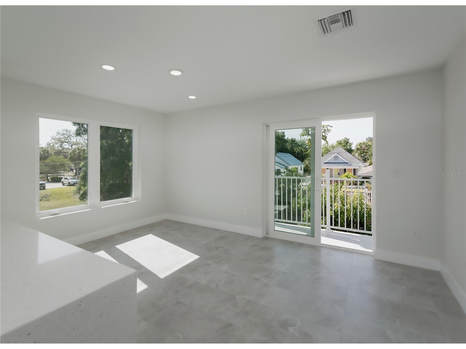 310 Hibiscus Street #B Tarpon Springs FL 34689 TB8520123 image25