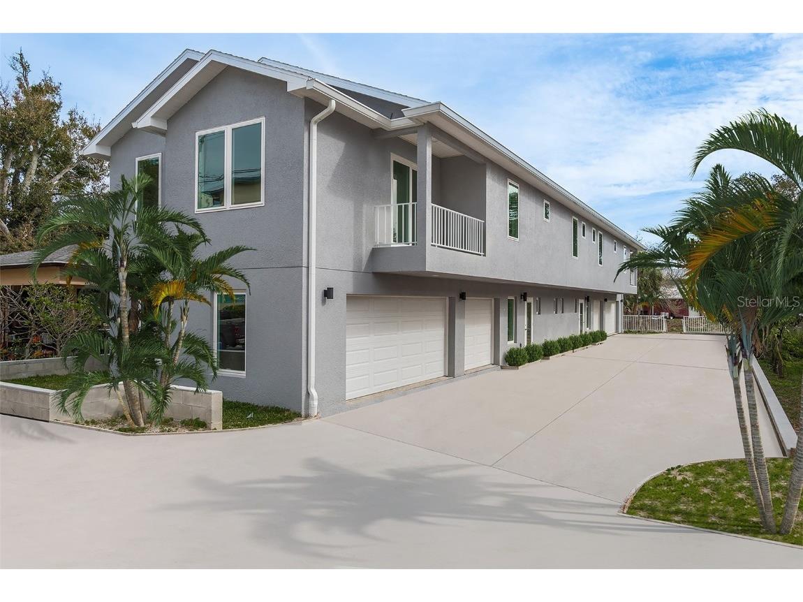 310 Hibiscus Street Tarpon Springs FL 34689 U8229287 image1