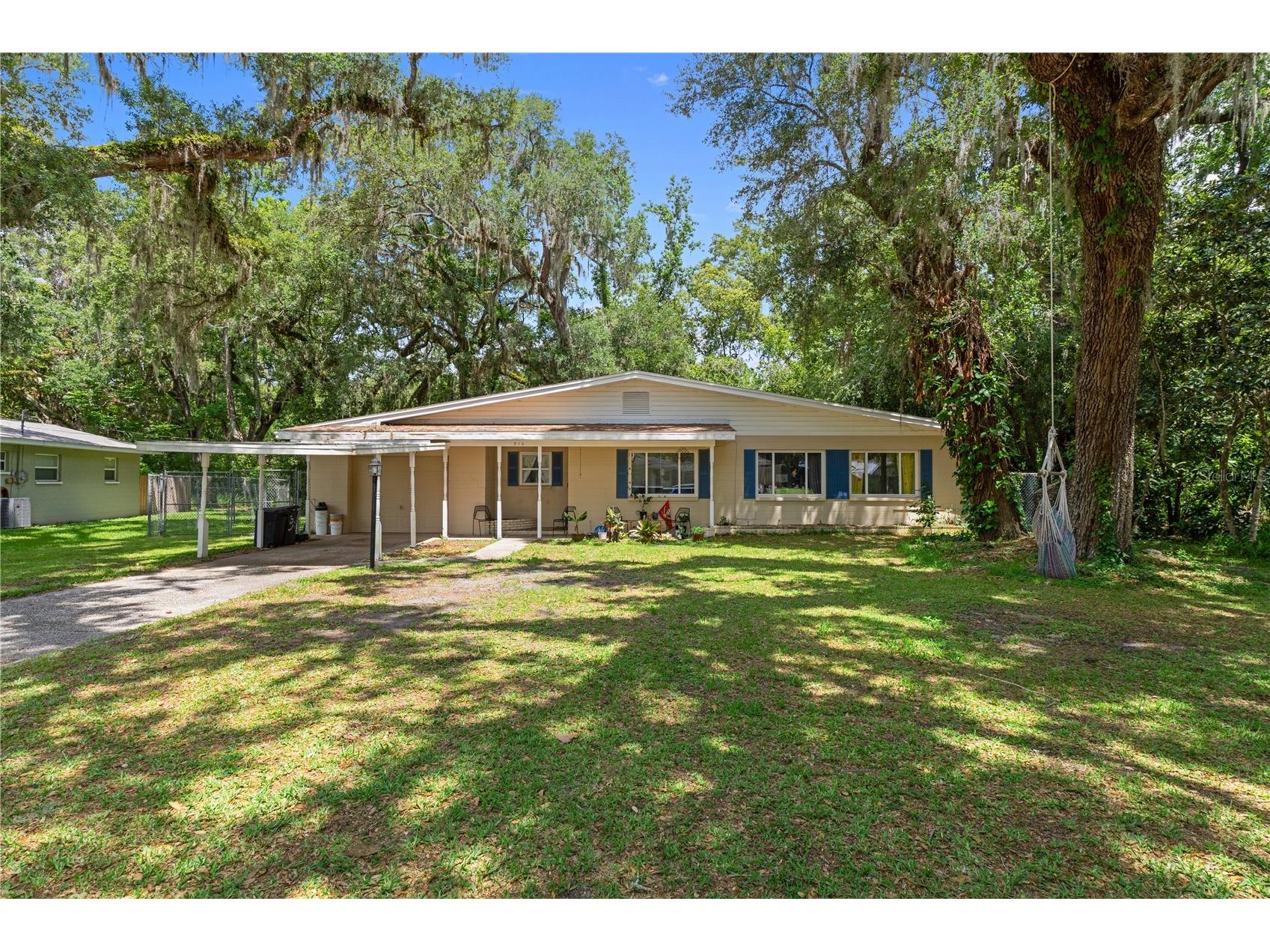 310 Longwood Drive Brooksville FL 34601 A4694614 image1