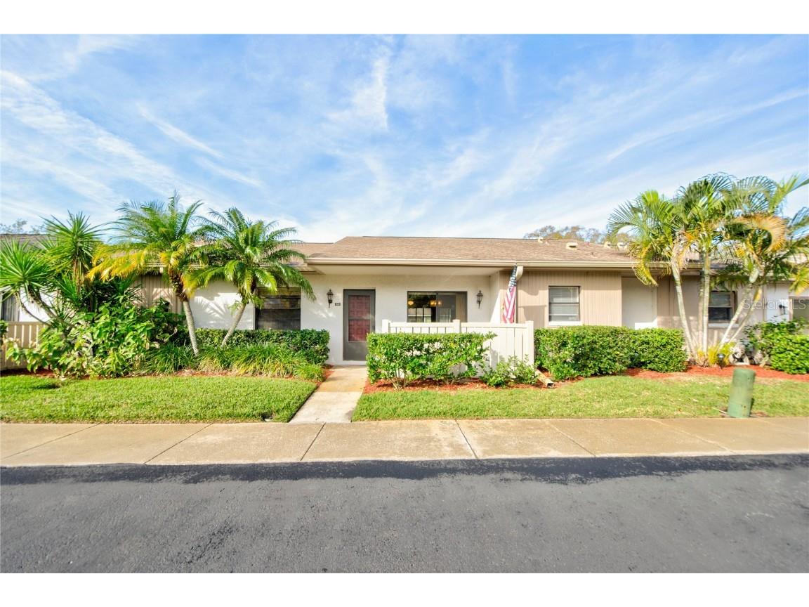 310 Michaels Circle Oldsmar FL 34677 U8227726 image1