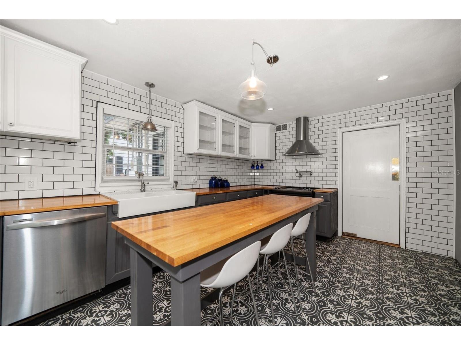 310 N Lincoln Avenue Clearwater FL 33755 TB8393523 image11