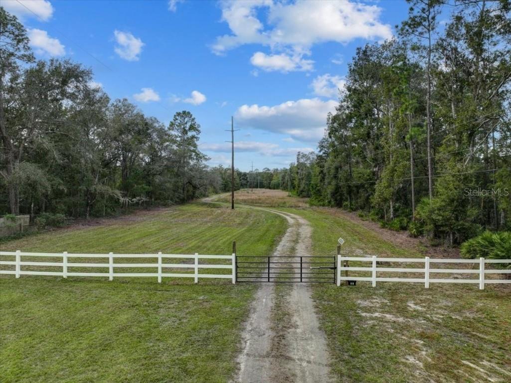 310 N Otter Creek Avenue Bronson FL 32621 GC526307 image1