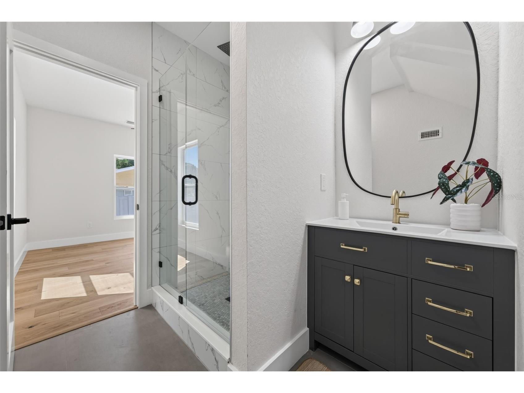 310 Park Street N Saint Petersburg FL 33710 TB8522579 image39