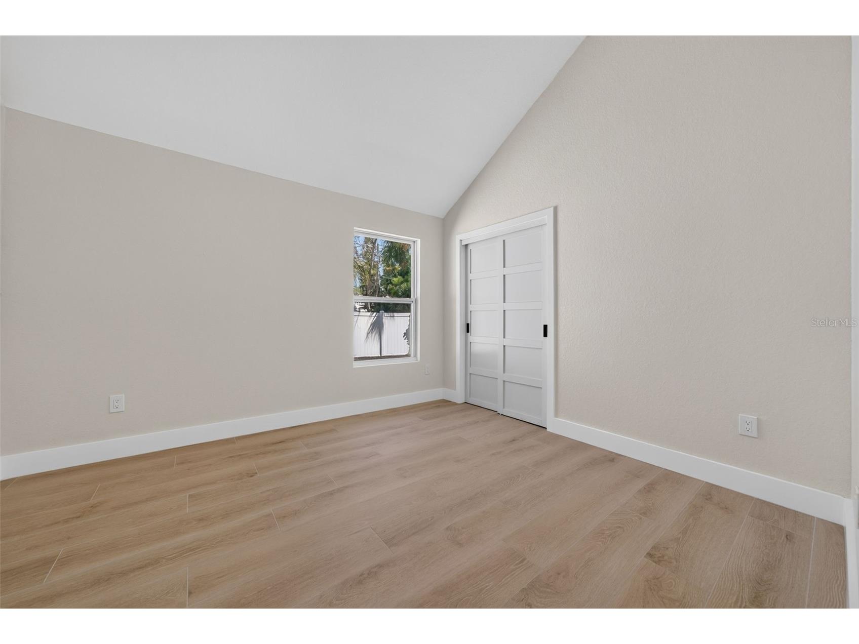 310 Park Street N Saint Petersburg FL 33710 TB8522579 image42