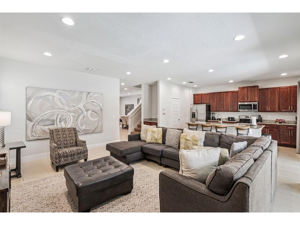 310 Pendant Court Kissimmee FL 34747 S5137120 image4