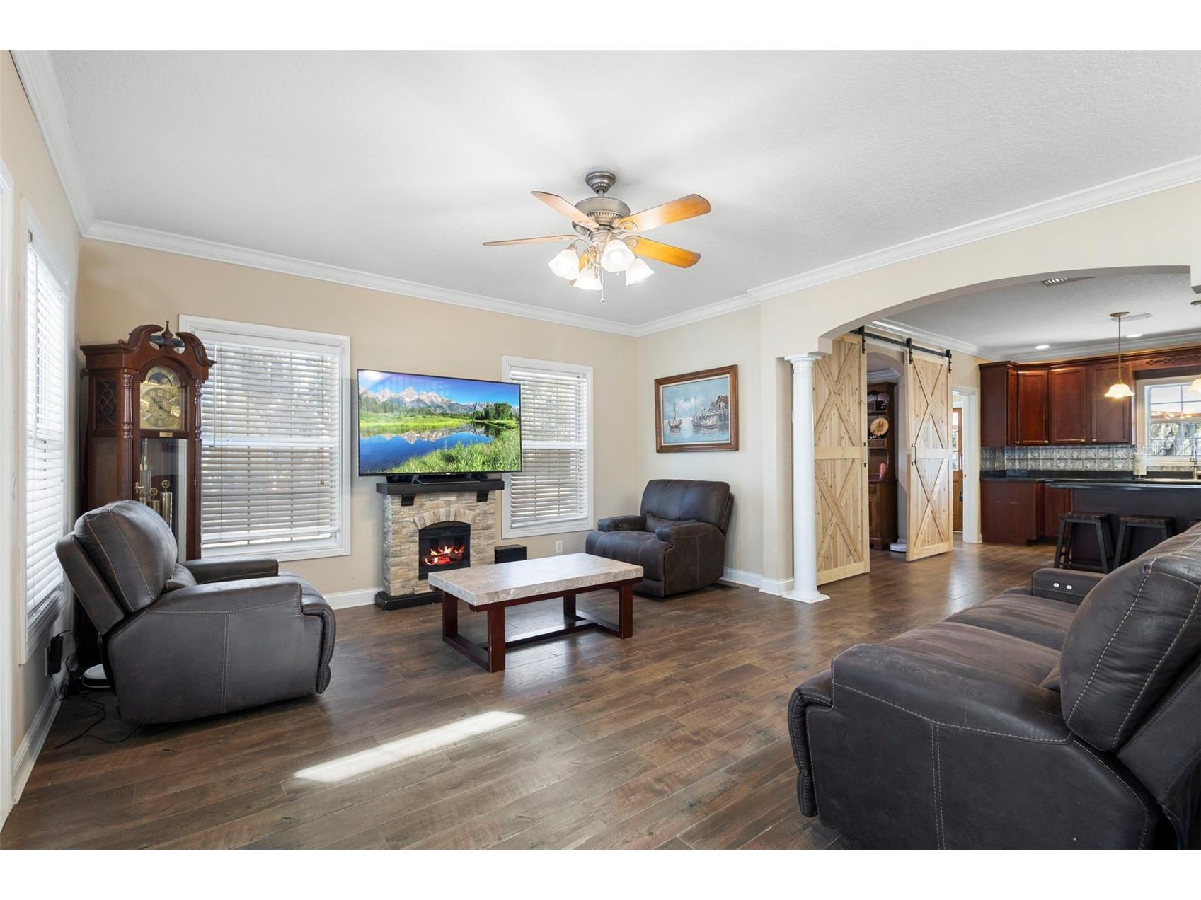 310 S Holly Avenue Orange City FL 32763 V4947387 image15