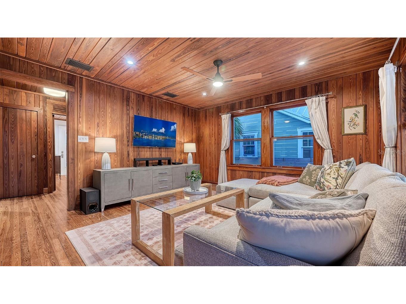 310 S Osprey Avenue Sarasota FL 34236 A4671855 image11