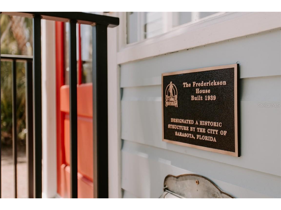 310 S Osprey Avenue Sarasota FL 34236 A4671855 image2