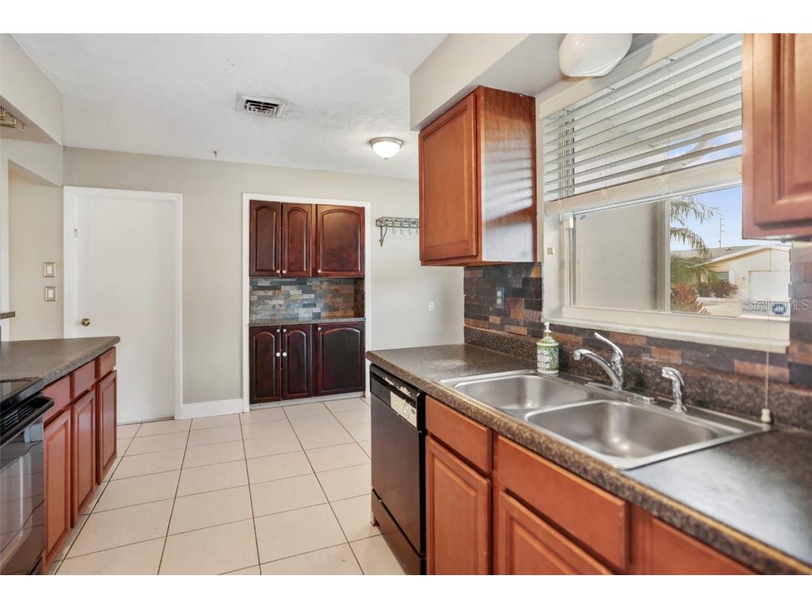 310 Scott Court Palm Harbor FL 34684 TB8443790 image2