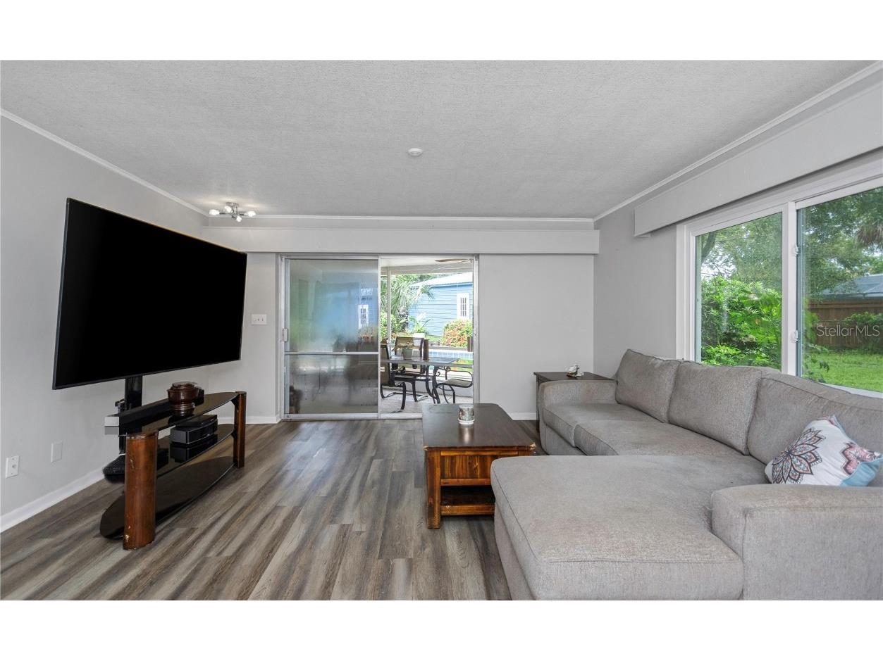 310 Terrace Drive Brandon FL 33510 TB8426481 image43