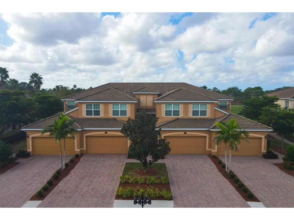 310 Winding Brook Lane #101 Bradenton FL 34212 A4520373 image1