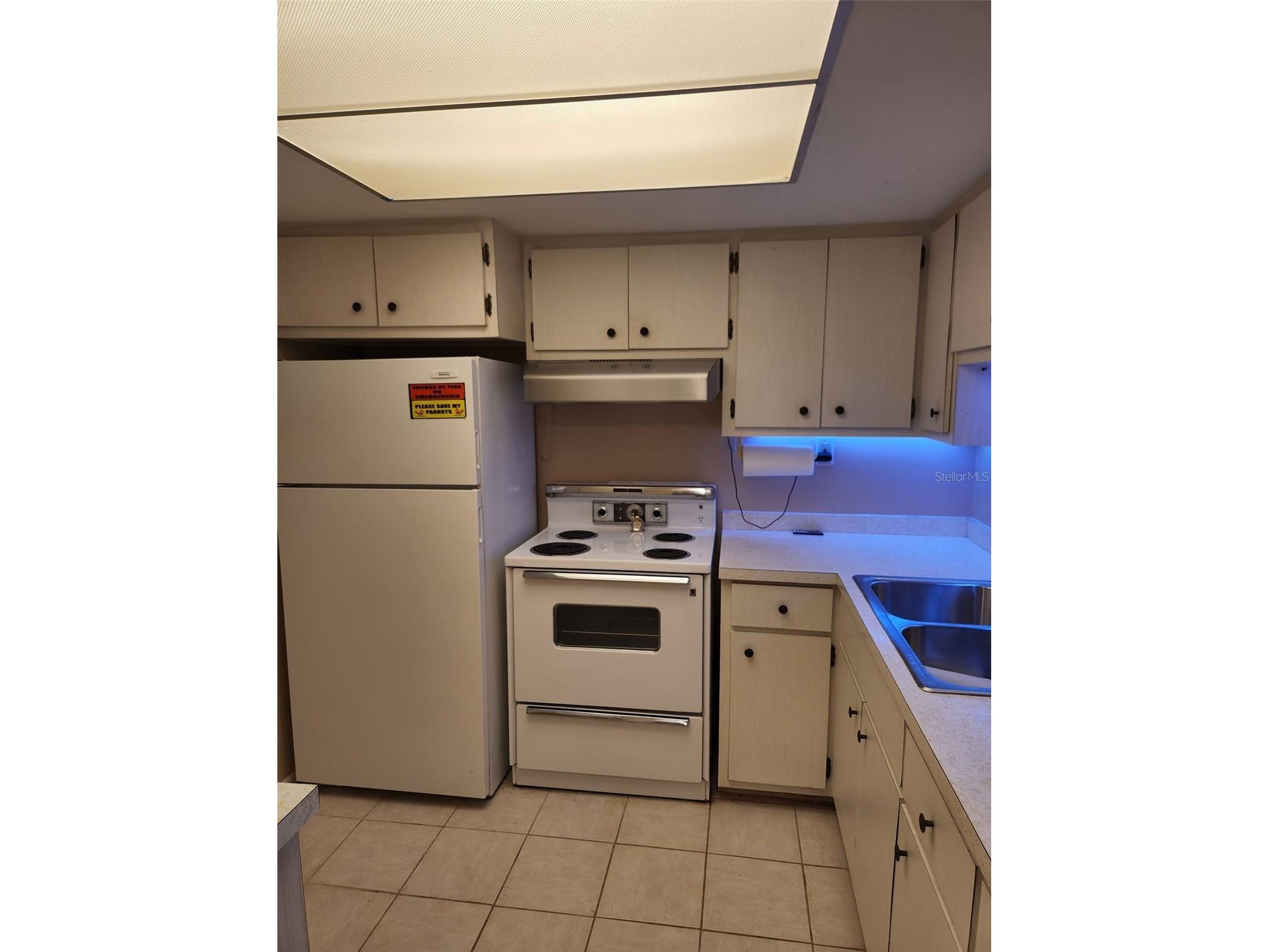 3100 Harbor Boulevard #102 Port Charlotte FL 33952 C7528237 image2
