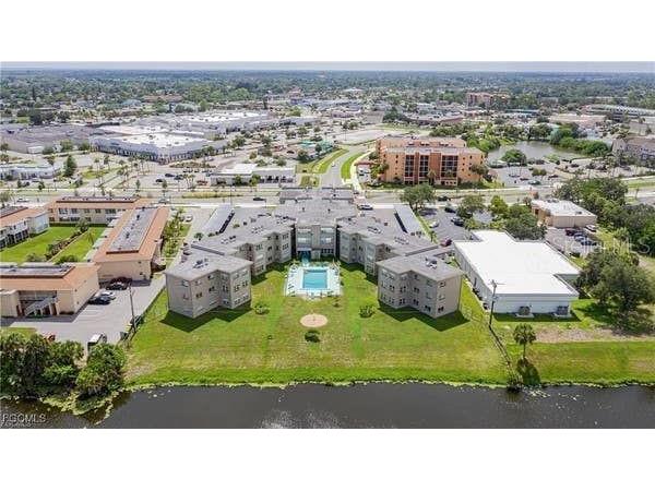 3100 Harbor Boulevard #102 Port Charlotte FL 33952 C7528237 image8