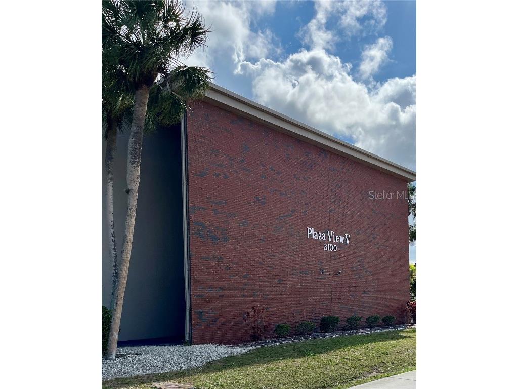 3100 Harbor Boulevard #301 Port Charlotte FL 33952 C7505156 image1