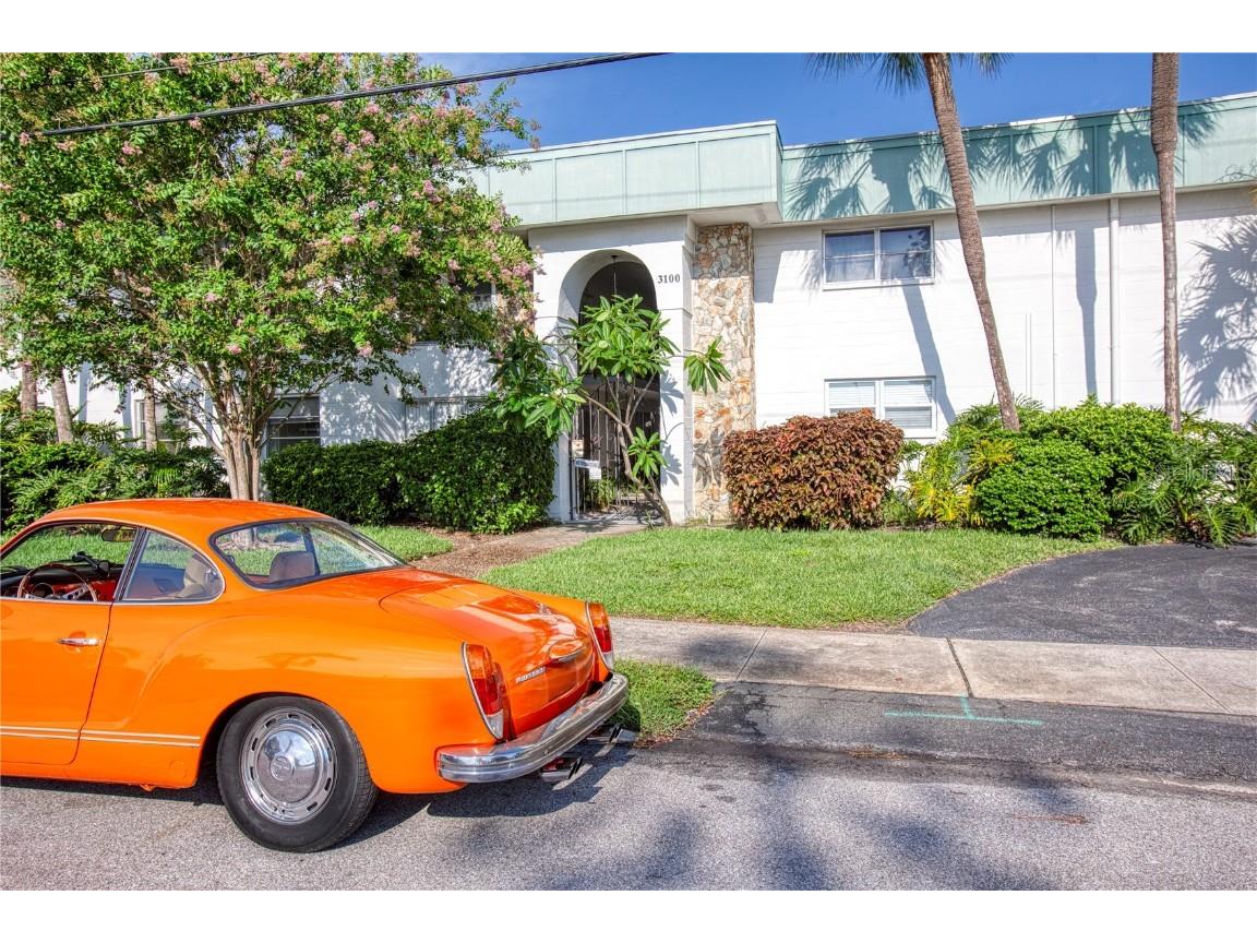 3100 Hartford Street N #203 Saint Petersburg FL 33713 TB8407366 image1