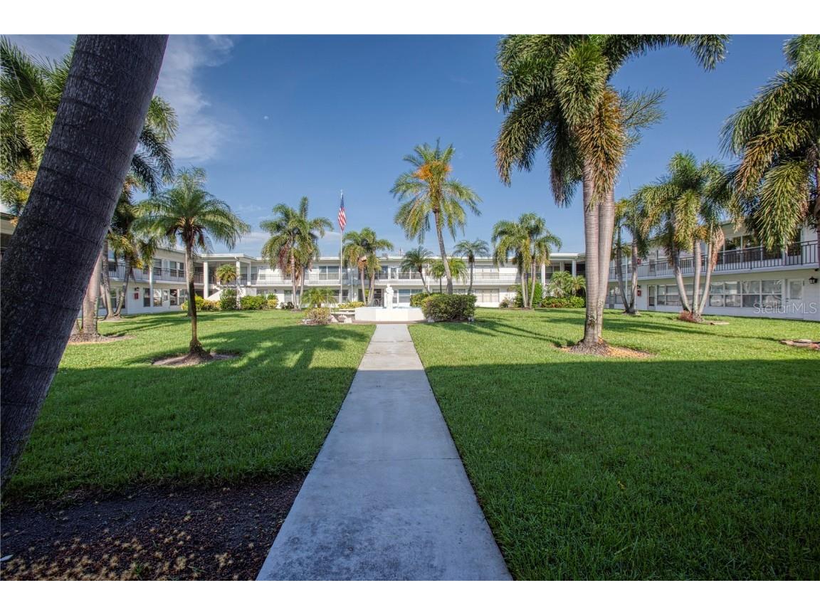 3100 Hartford Street N #203 Saint Petersburg FL 33713 TB8407366 image14