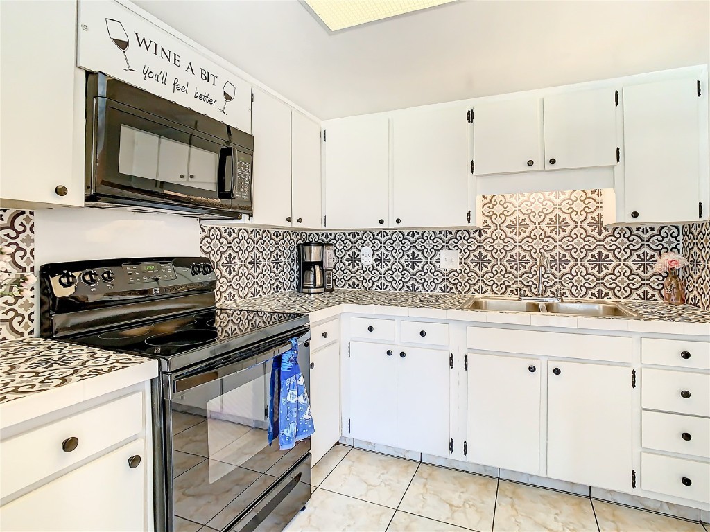 3100 Hartford Street N #227 Saint Petersburg FL 33713 O6362346 image14