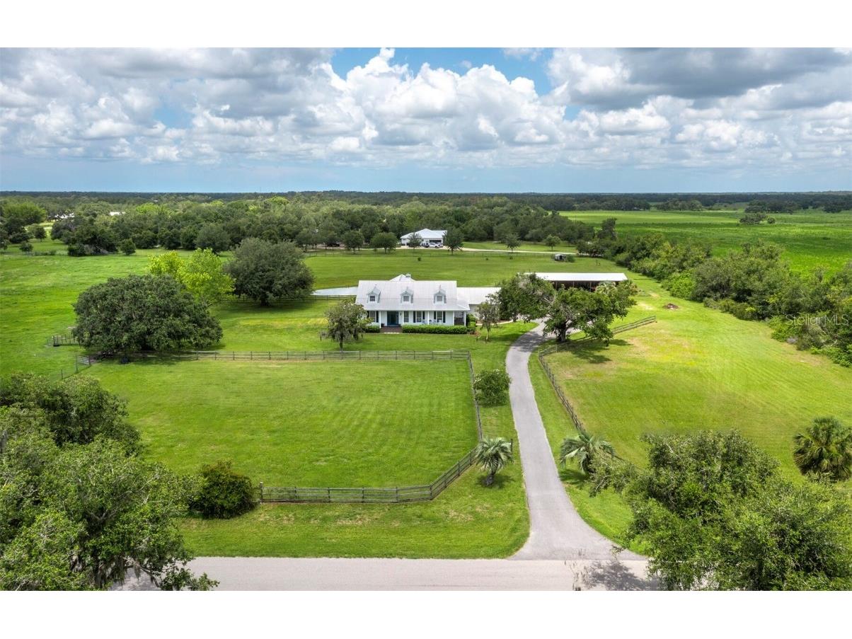 3100 Lena Lane Sarasota FL 34240 A4656846 image1