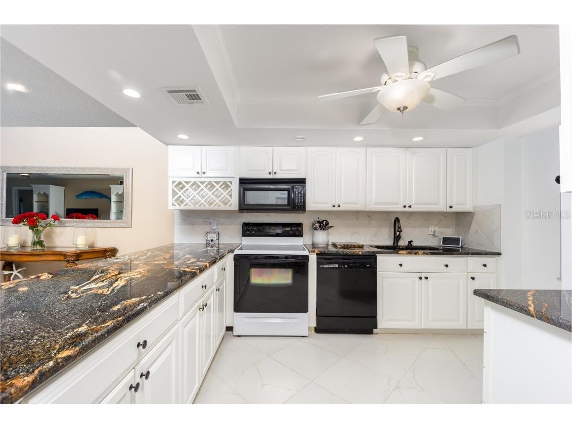 3100 SE Pruitt Road #B102 Port Saint Lucie FL 34952 - KITCHIN COVE SAINT LUCIE RIVER T3552441 image12