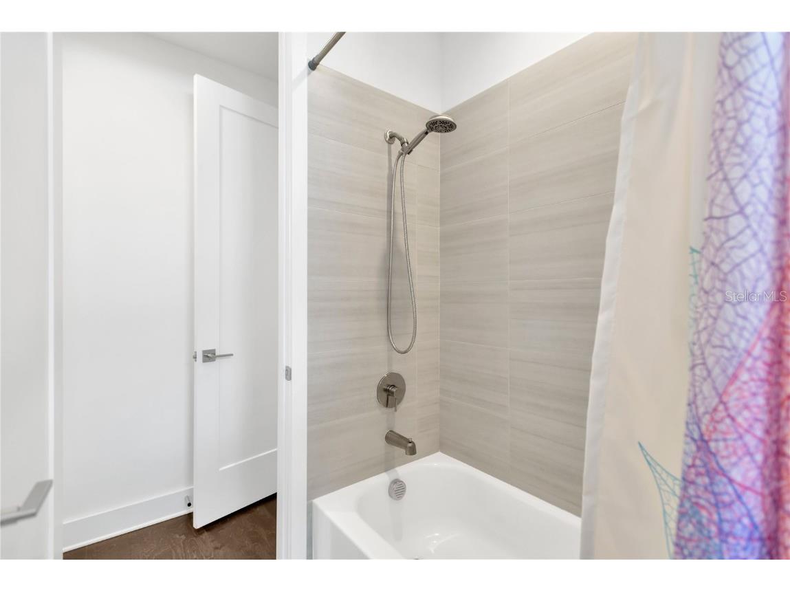 3100 W Paul Avenue #14 Tampa FL 33611 TB8445672 image25