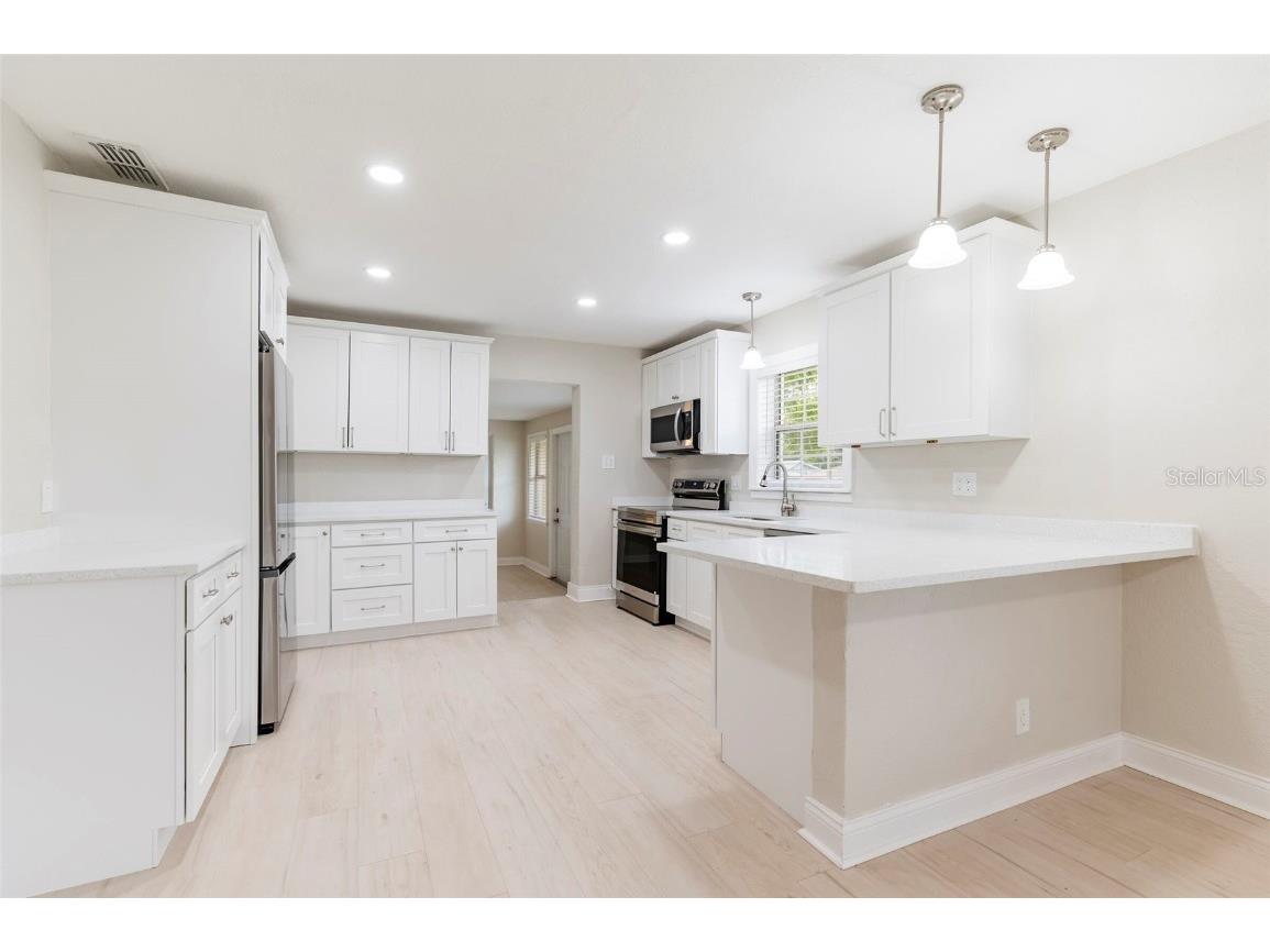 3101 55th Avenue N Saint Petersburg FL 33714 TB8406535 image15