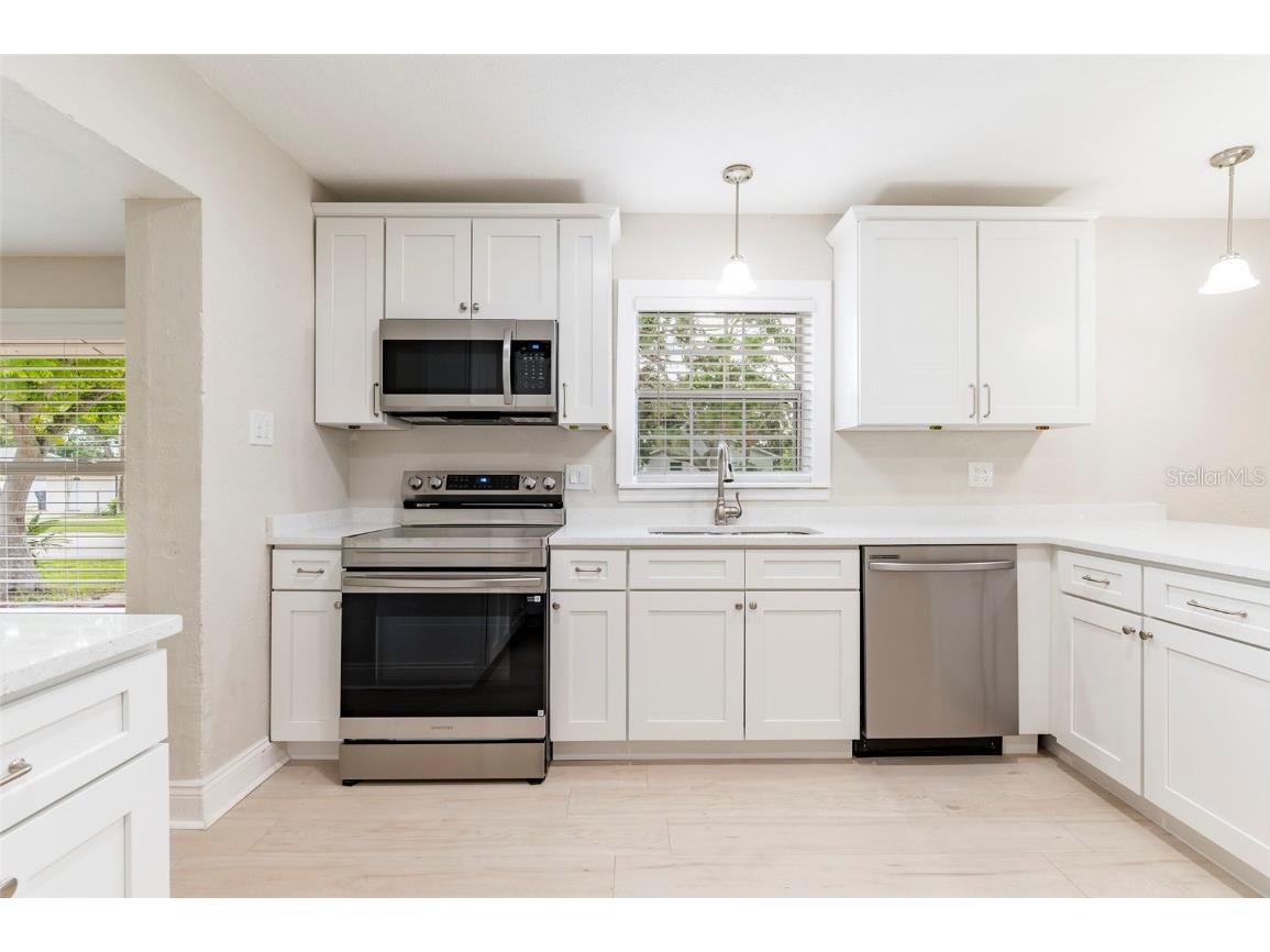 3101 55th Avenue N Saint Petersburg FL 33714 TB8406535 image17