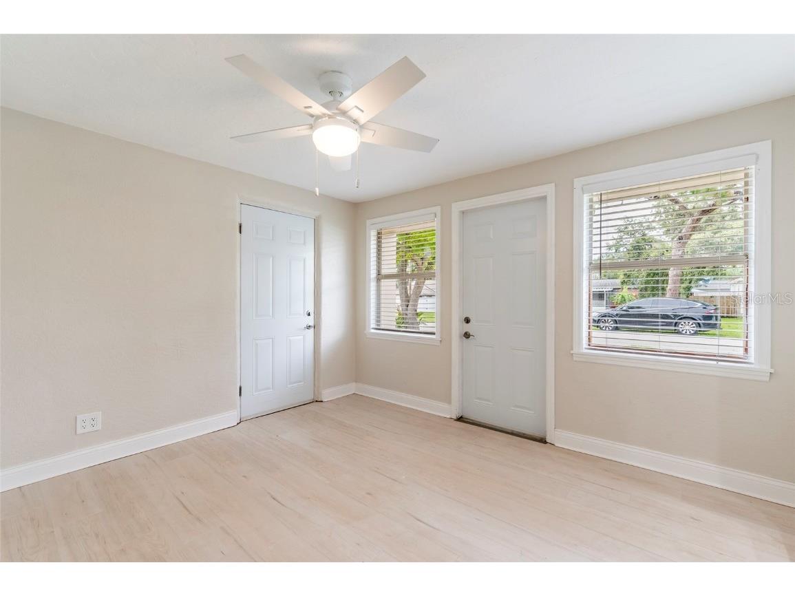 3101 55th Avenue N Saint Petersburg FL 33714 TB8406535 image27