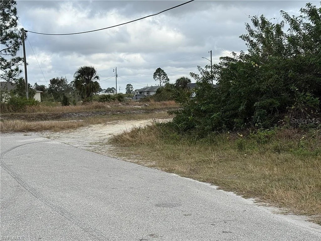 3101 67th Street W Lehigh Acres FL 33971 O6383202 image2