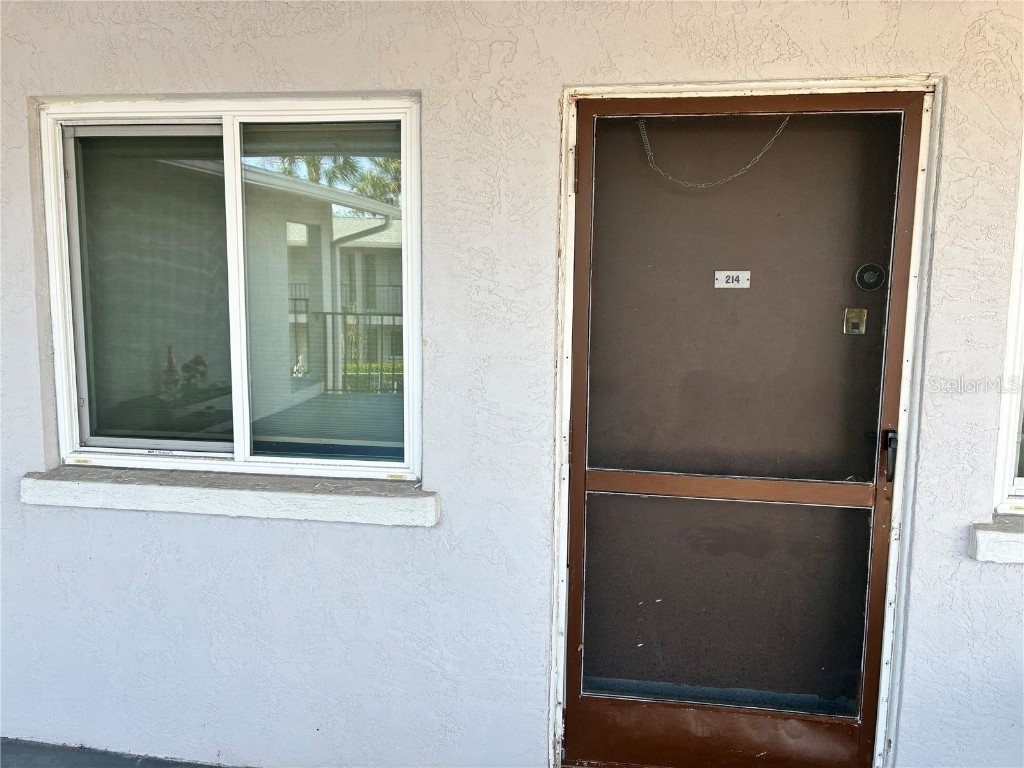 3101 Bee Ridge Road #214 Sarasota FL 34239 A4656354 image2