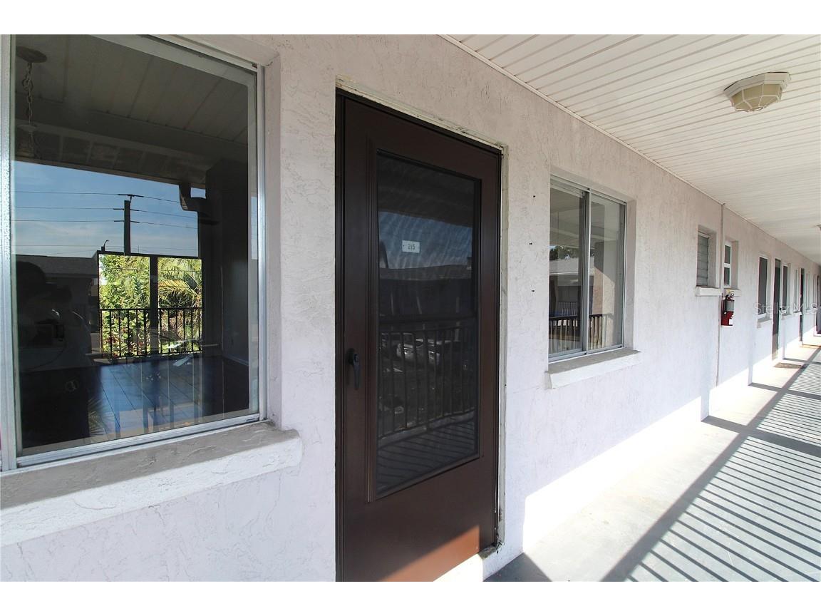 3101 Bee Ridge Road #215 Sarasota FL 34239 A4675531 image2