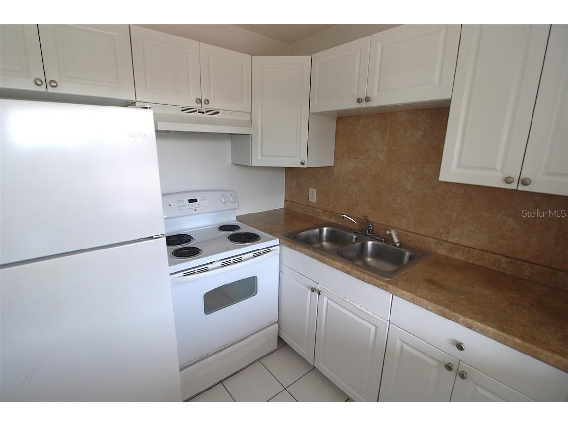 3101 Bee Ridge Road #215 Sarasota FL 34239 A4675531 image3